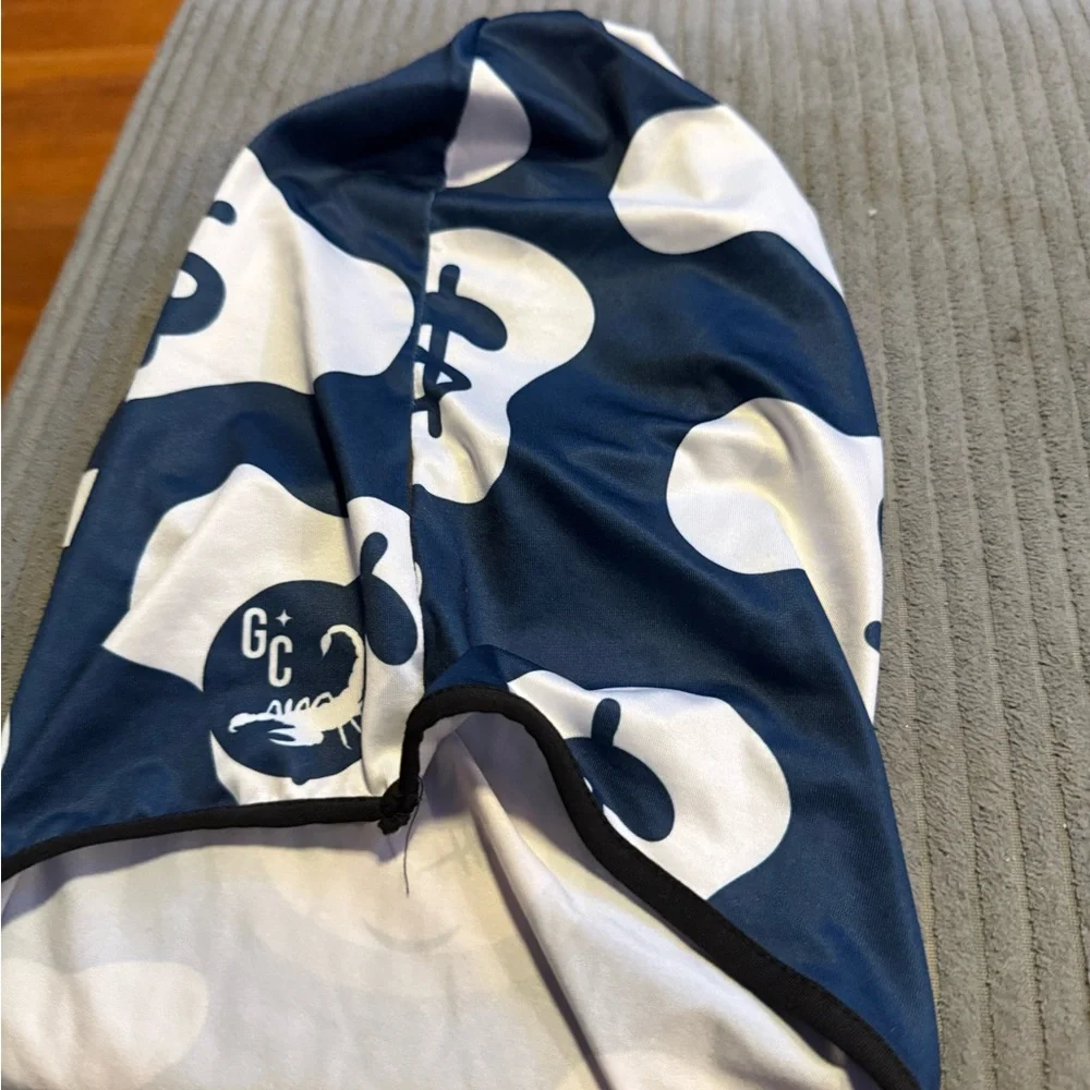 Blue and White Graphic Print Hoodie